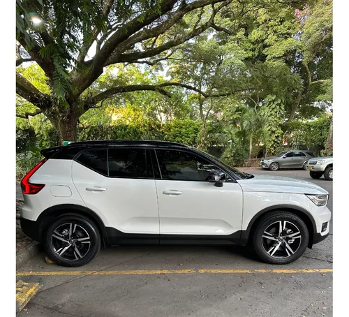 Volvo XC40 2.0 T5 Awd R-design