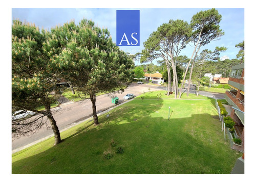 Imagen 15 de 16 de Apartamento 2 Dormitorios 2 Baños Con Terraza Y Garage Playa Mansa Punta Del Este