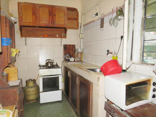 Venta Casa Más 2 Apartamentos Zona Colón