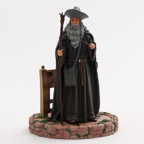 Figura Gandalf El Gris Señor De Los Anillos Estatua 20cm