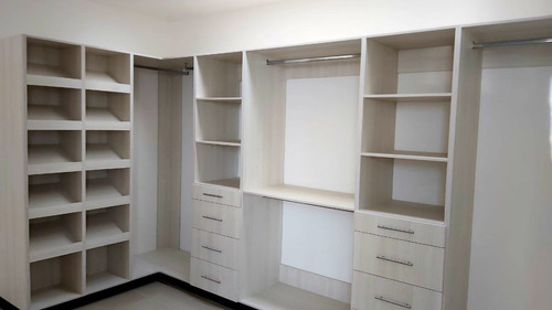 Imagen 14 de 17 de Preciosa Residencia En Zibatá, 4 Recamaras Con Baño, Roof Ga