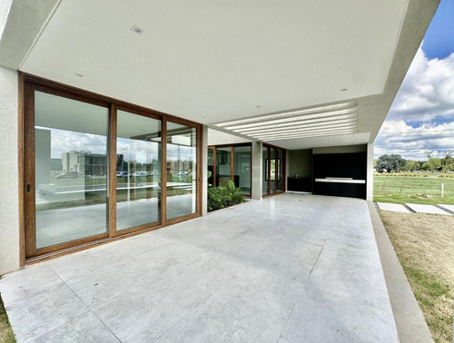 Casa En Venta De 5 Ambientes A Estrenar En Canning Chico, Esteban Echeverria
