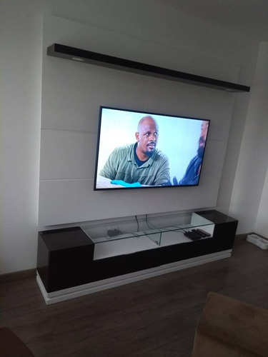 Mueble Tv Con Panel Oculta Cable  Ref: Livo 4.0 Lacado  