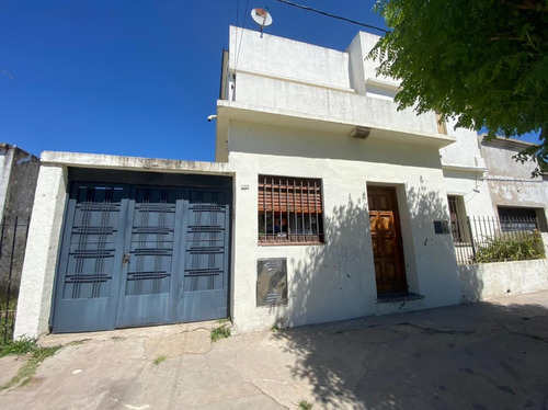Venta De Casa 3 Dormitorios En Villa Progreso, Berisso