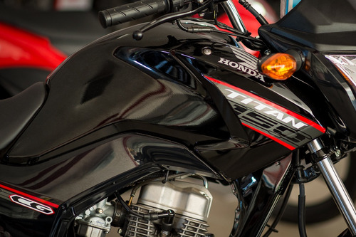 Titan 150- $ 282.000.- O En 18 C/tarj - - Tuamoto