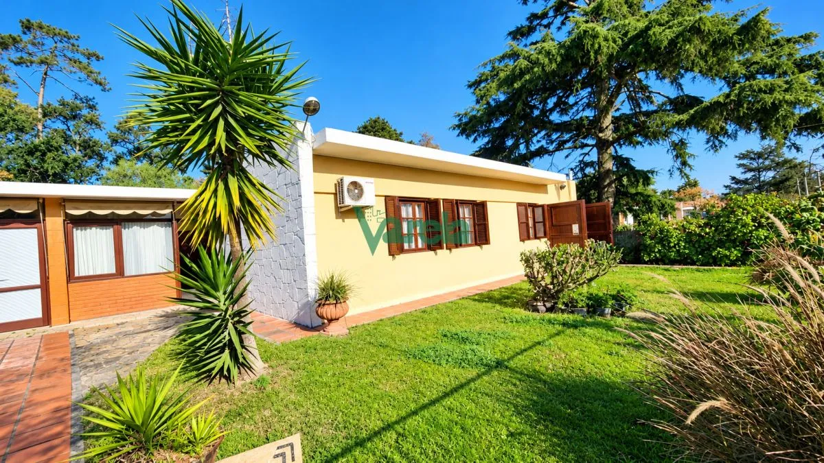 Casa 3 Dormitorios, 3 Baños En Atlantida · Foto 3