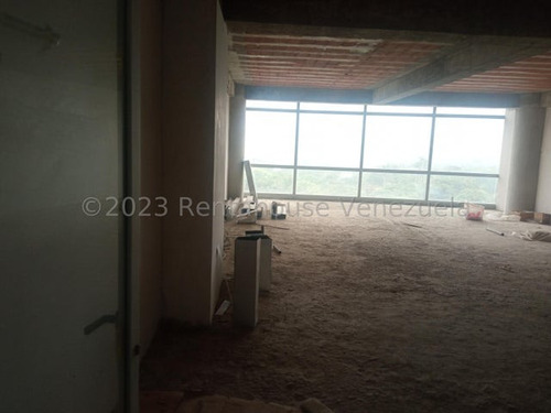 Oficina Comercial En Alquiler Mls #24-5774