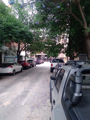 Nueva Cordoba Amplio Monoambiente Con Patio A Metros De Pocito Sobre Peredo Casi Esq Velez Sarfied