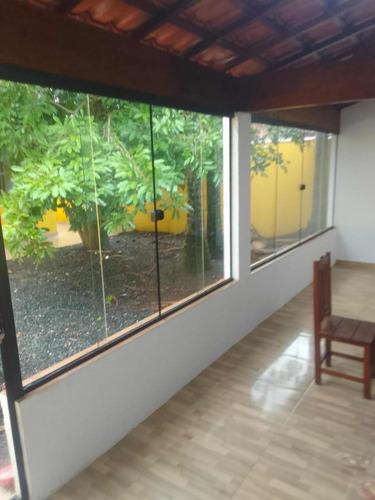 Casa Com 3 Quartos 2 Banheiros Terreno 10 X30