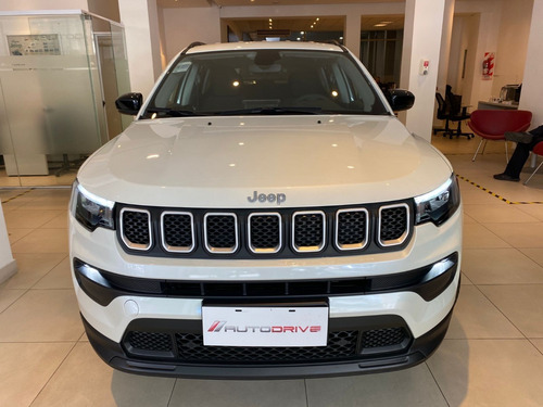 Imagen 13 de 23 de Jeep Compass 1.3 T270 Sport D