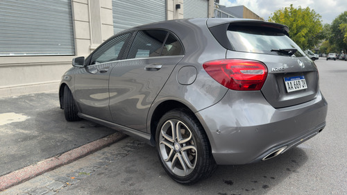 Mercedes-Benz Clase A 1.6 A 200 At Urban B.efficiency 156cv