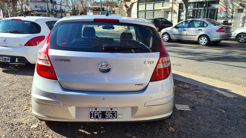 Imagen 3 de 8 de Hyundai I30 2.0 Gls Seg Premium L Manual