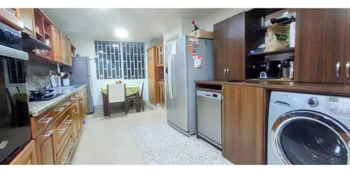 Gran Casa Para Venta En Poblado Campestre