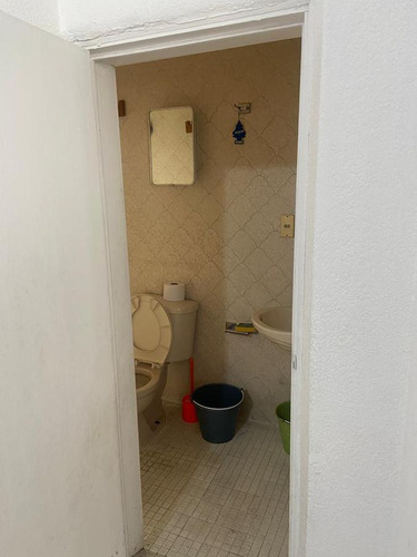 Edificio En Venta Con Uso De Suelo Comercial, A Solo Dos Cuadras Del Zócalo De Cuernavaca
