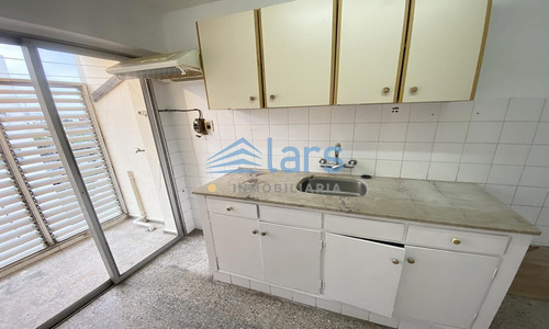 Apartamento En Alquiler / Cordón - Inmobiliaria Lars