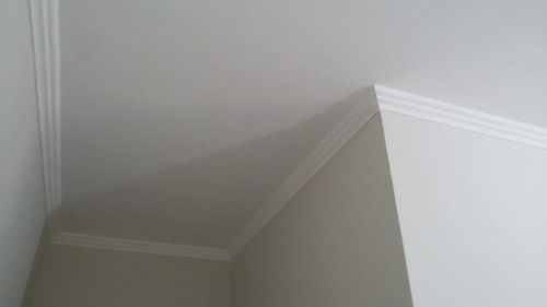 Imagem 7 de 8 de Moldura Rodateto Sanca Isopor C/ Acabamento Massa Mod1 -24m