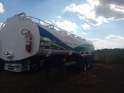 Carreta Tanque 30.000 L 6 Bocas