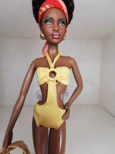 Barbie Basics Swimsuit Traje De Baño Mbilie Collector (Usado)