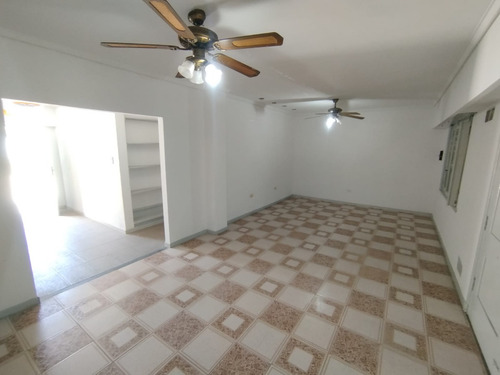 Departamento En Alquiler En Planta Baja. Quilmes Oeste