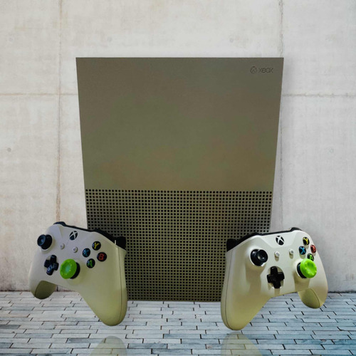 Xbox One S ( Se Vende Por Viaje )