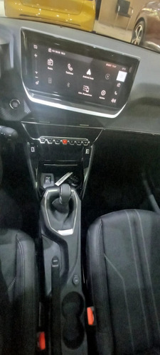 Imagen 16 de 16 de Peugeot 208 Feline 1.6 Tiptronic 2023