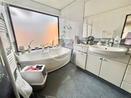 Local Comercial En Arriendo En Los Trapenses Lo Barnechea