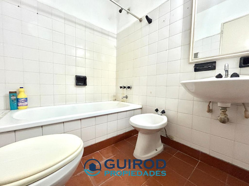 Venta Departamento 3 Ambientes Luminoso Con Bajas Expensas