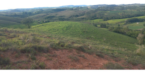 Vende-se Sítio Com Área Total De 14.6 Hectares