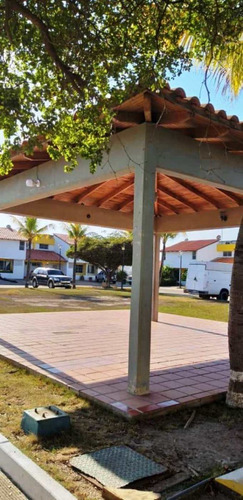 Imagen 16 de 19 de Townhouse En Venta Residencia Las Trinitarias