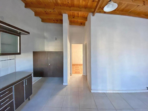 Imagen 2 de 16 de Casa Ph - 2 Ambientes - Merlo - Oportunidad