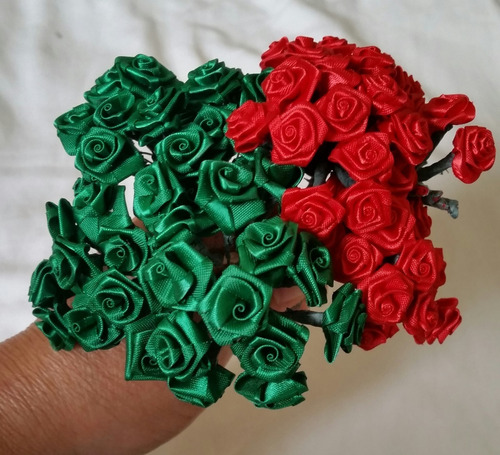 Flores De Raso Para Manualidades - 42 Verdes Y 38 Rojas - | MercadoLibre