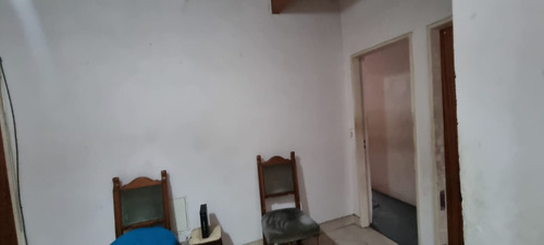 En Venta En Ciudad Jardin Chalet De 4 Ambientes, 3 Baños Dentro De Barrio Cerrado Ex Malibu; Esta Edificado Sobre Lote De 294m2 En Dos Plantas - F: 10023