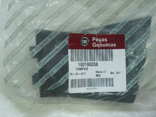 Tapa Paragolpe Delantero Negro Fiat Idea Adventure Original