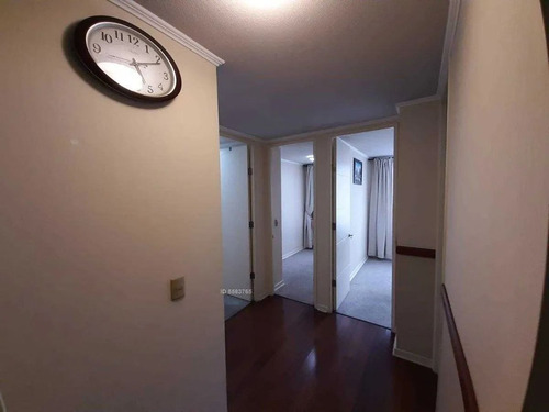 Se Vende Departamento Húerfanos N° 1.400, Santiago Centro
