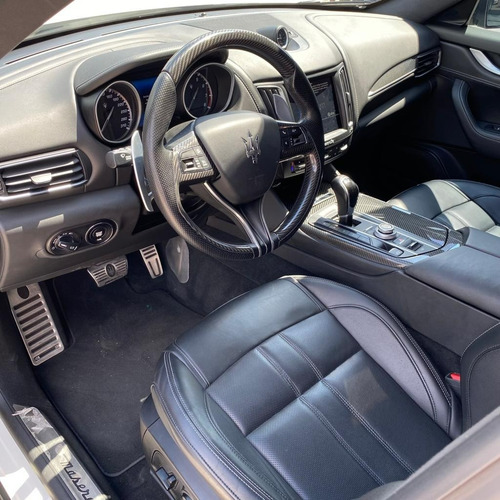 Imagen 12 de 24 de Maserati Levante 3.0 Biturbo Sq4 430cv