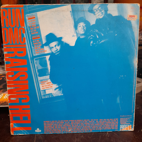 Imagem 2 de 6 de Vinil Lp Raising Hell Run D.m.c 1986 Bom Estado 828 018