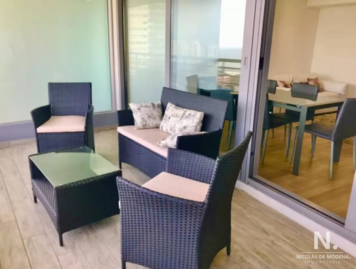 Venta De Apartamento 3 Dormitorios En Playa Mansa, Punta Del Este.