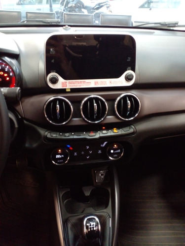 Imagen 20 de 25 de Fiat Cronos Precision Gnc 1.8 At 0km Financio Tomo Usados B-