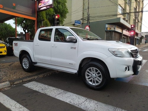 Imagem 7 de 15 de Toyota Hilux Srv 3.0 Turbo Diesel 4x4 Automática 2015-