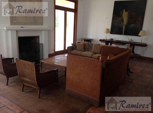 Imagen 13 de 30 de Excelente Casa De 580m² En El Argentino Farm Club De Lujan