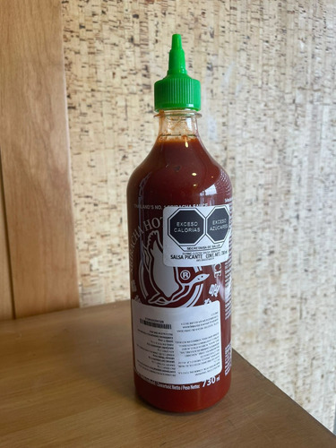 Salsa Sriracha Sauce Botella De 730 Ml.