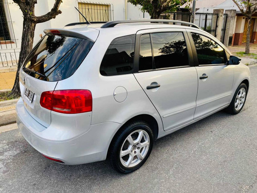 Volkswagen Suran 1.6 Trendline 11b 2012