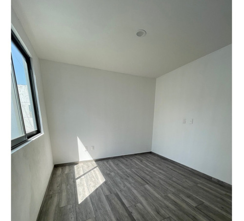 Imagen 25 de 30 de Casa Para Estrenar Sagredo 32