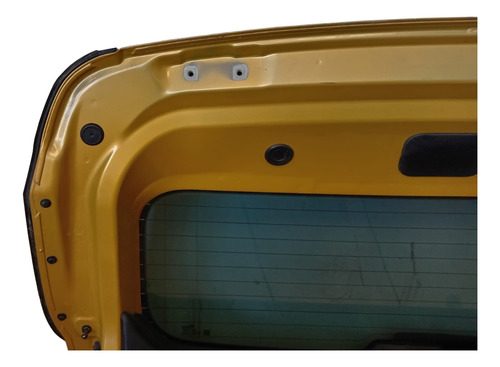 Quinta Puerta Chevrolet Aveo Hactchback 2024 Trasera Amarillo (Usado)