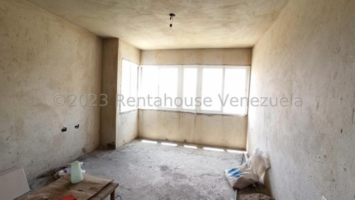 Milagros Inmuebles Apartamento Venta Cabudare Lara Vista Verde Economica Residencial Economico Oportunidad Pecio Inmobiliaria Rentahouse N° 24-4019