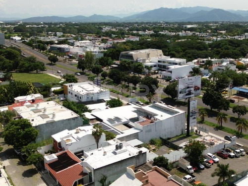 Terreno En Venta En Residencial Esmeralda Norte