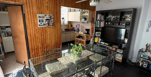 Ph En Venta - 4 Dormitorios 2 Baños - La Matanza