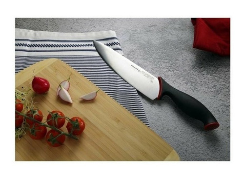 Imagen 3 de 3 de Cuchillo Chef Acero Inoxidable 20 Cm Magefesa