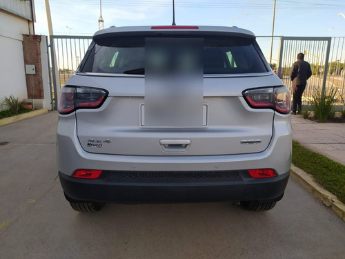 Imagen 4 de 10 de Jeep Compass Longitude At9
