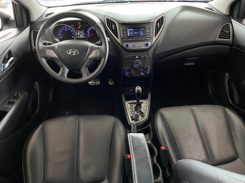Imagem 3 de 15 de Hyundai Hb20x 1.6 16v Premium 2015